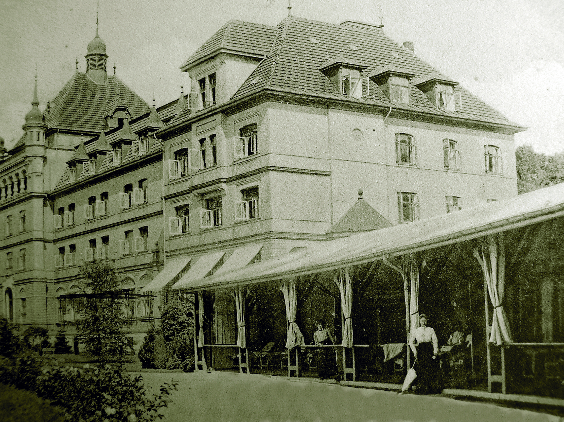 Liggehaller